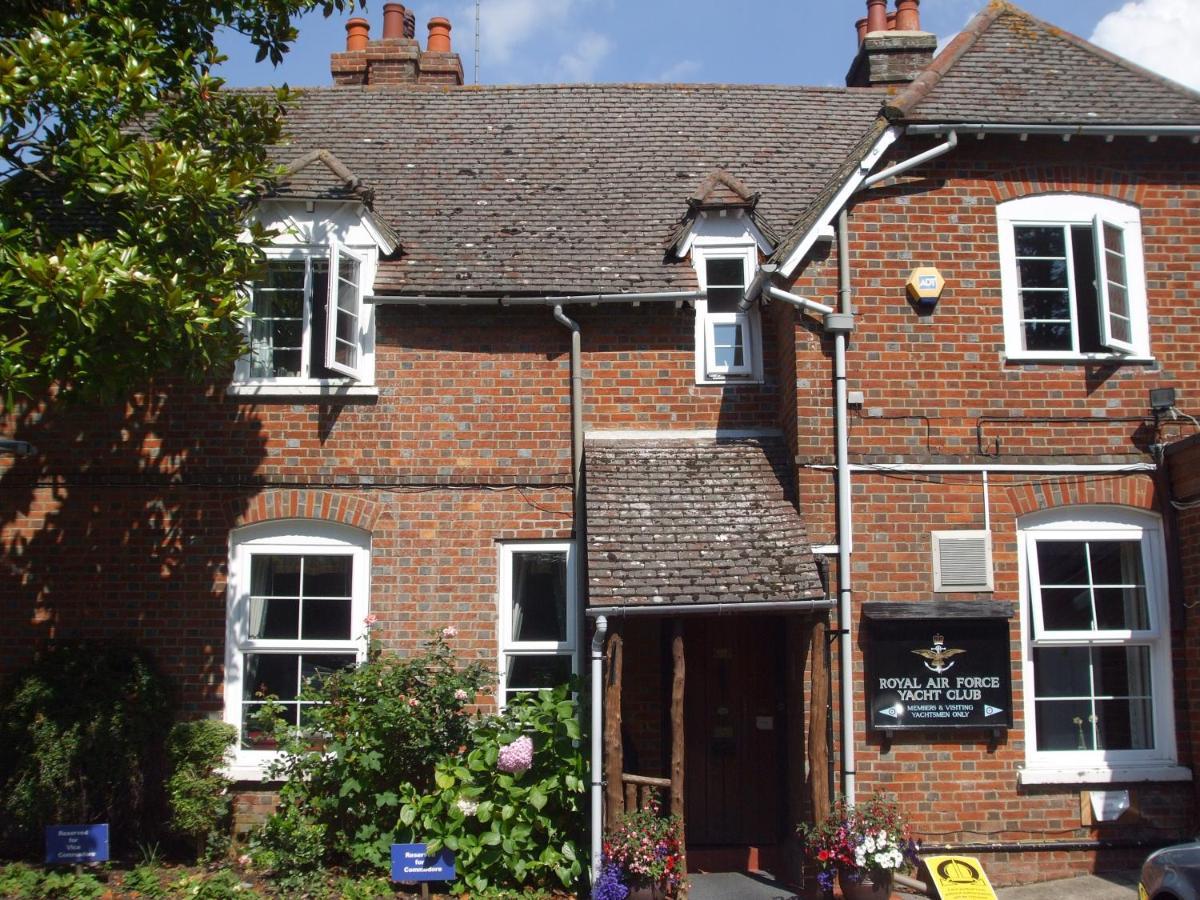 Riverside House Hamble-le-Rice Bagian luar foto